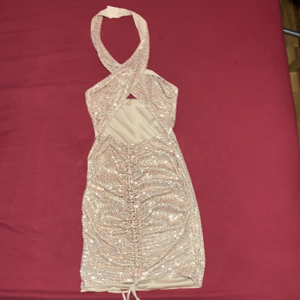 - Worn Once, True To Size, Paid $50 asking $30 or best offer !!